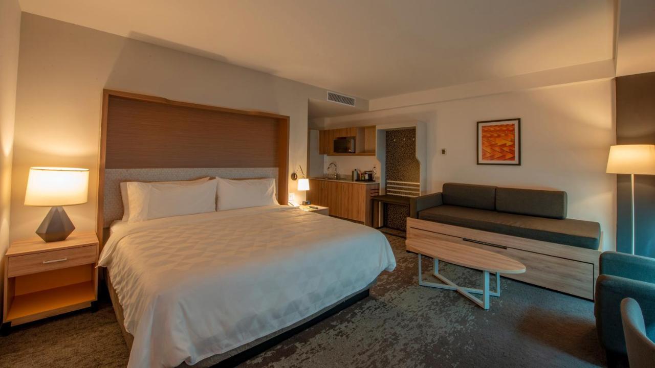 Holiday Inn & Suites - Merida La Isla By Ihg Dış mekan fotoğraf