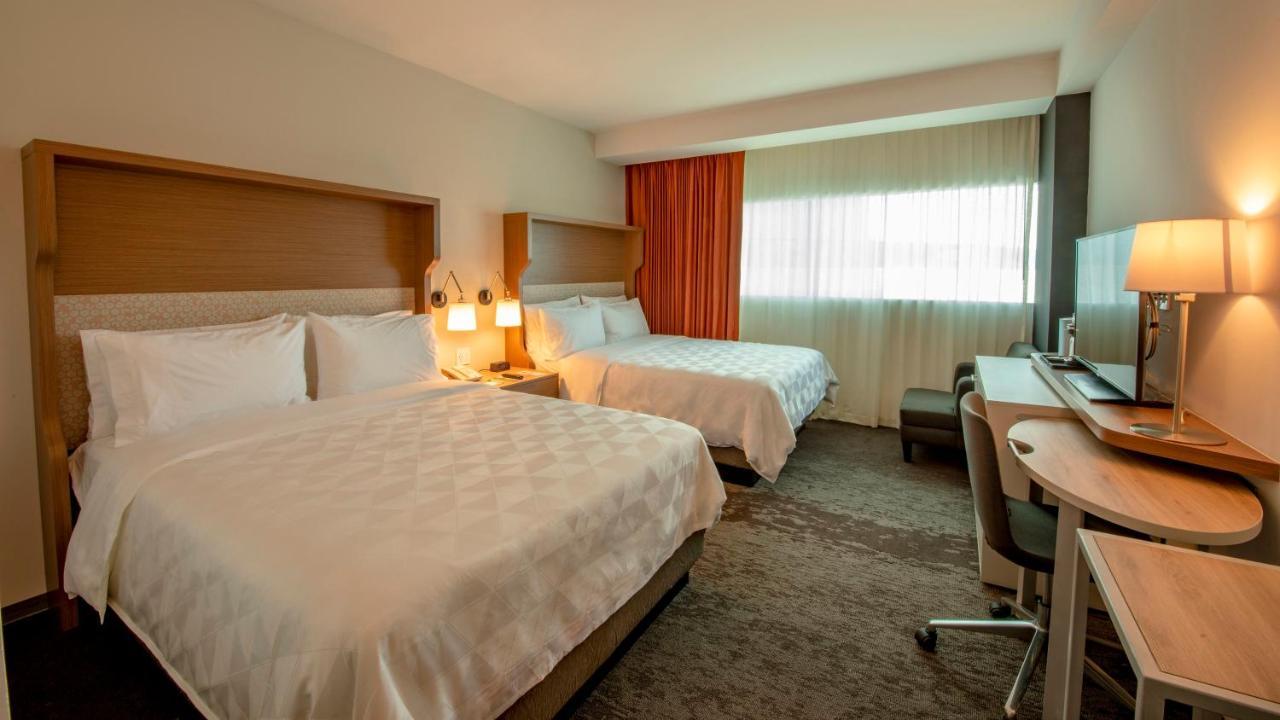 Holiday Inn & Suites - Merida La Isla By Ihg Dış mekan fotoğraf