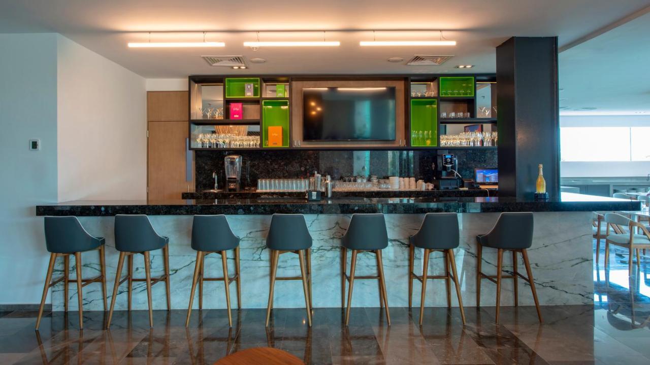 Holiday Inn & Suites - Merida La Isla By Ihg Dış mekan fotoğraf