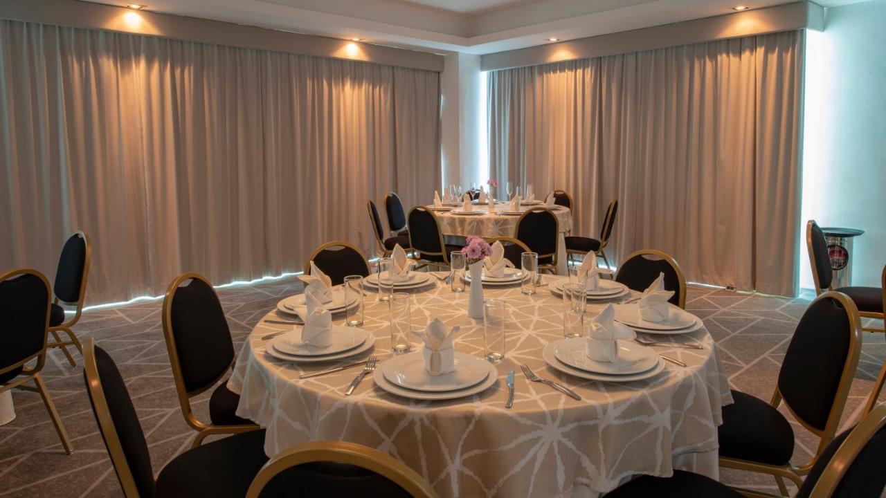 Holiday Inn & Suites - Merida La Isla By Ihg Dış mekan fotoğraf