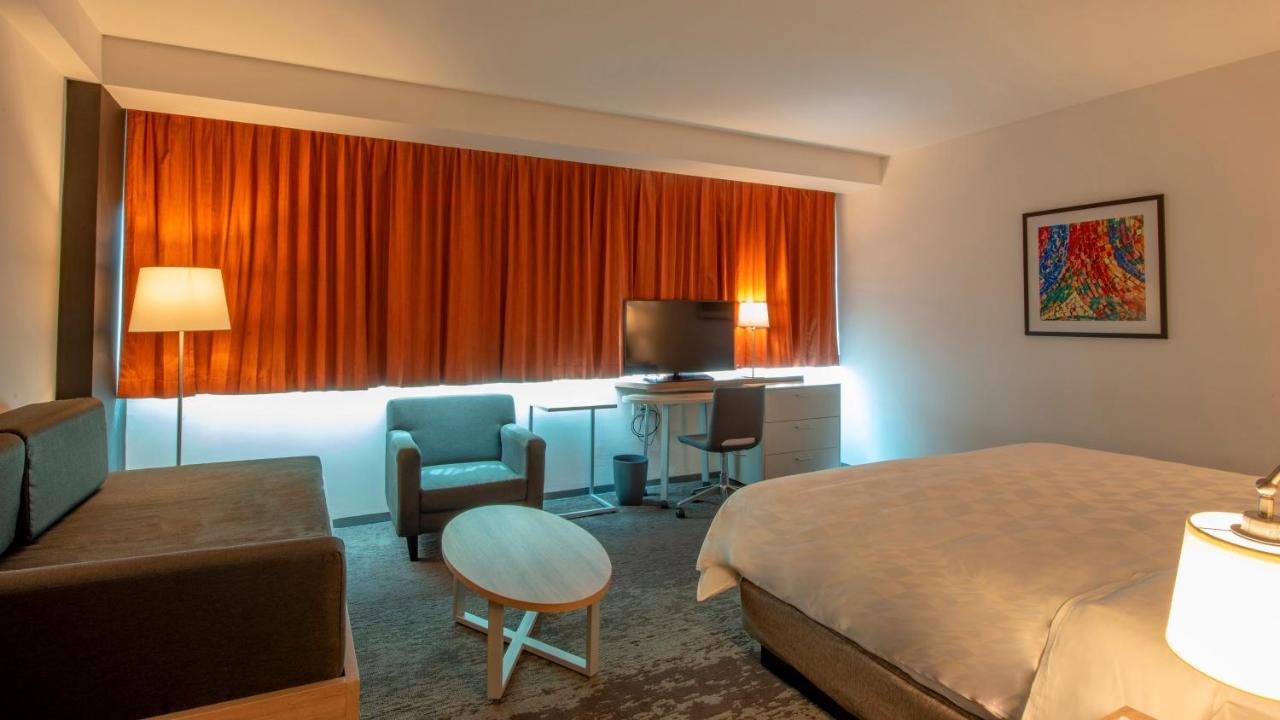 Holiday Inn & Suites - Merida La Isla By Ihg Dış mekan fotoğraf